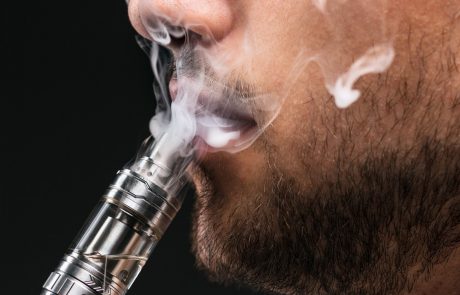 E-cigarete nevarne zaradi strupenih hlapov