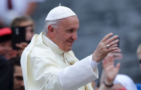 Papež letos ne bo šel na počitnice