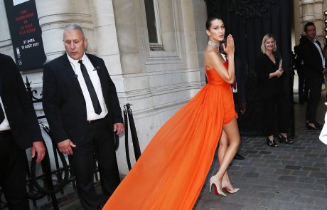 Foto: Na pariški Vogue zabavi se je trlo manekenk in zvezdnic v sanjskih oblekah