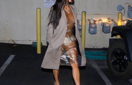 Kim Kardashian javnosti razkrila, da je plastična