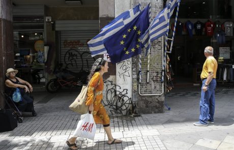 IMF odobril 1,8 milijarde dolarjev posojila Grčiji