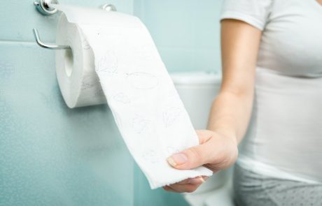 Na kakšen način postavite toaletni papir na držalo? Psihologi pravijo, da to razkriva vaš karakter