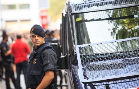 Po terorističnih napadih nova policijska racija severno od Barcelone