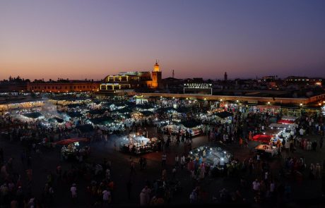 V Maroku med deljenjem pomoči hrane najmanj 15 ljudi pohodili do smrti