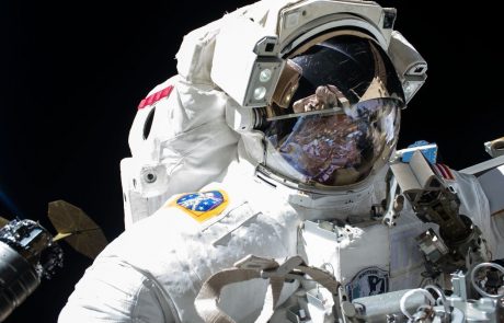 Ameriška astronavtka s 665 dnevi v vesolju dosegla nov rekord