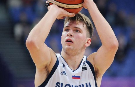 Slovenija pričakovano zabeležila četrto zaporedno zmago na evropskem prvenstvu v košarki