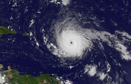 Karibom spet grozi orkan, tokrat z imenom Maria