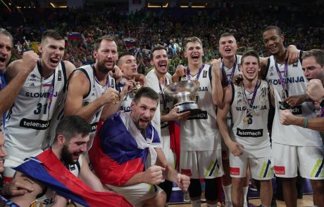 Pahor bo zlatim košarkašem podaril zlati red za zasluge