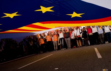 Katalonski voditelj vztraja pri načrtu razglasitve neodvisnosti