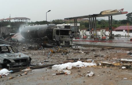 Eksplozija bencinske črpalke pretresla prestolnico Gane