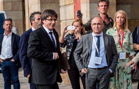 Po prijetju Puigdemonta v Kataloniji množični protesti