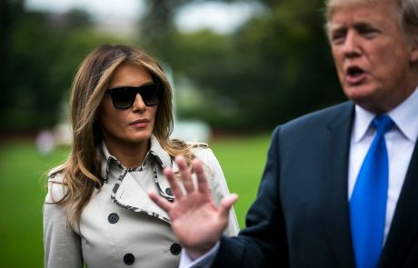 Trdijo, da je to dokaz, da ima Trump drugo: “Melania ga je dala na čevelj”