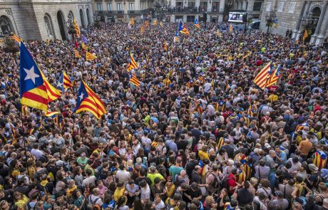 Škotski poslanci pozivajo k mednarodnemu priznanju Katalonije