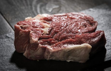 Kitajska po 20 letih umaknila prepoved uvoza britanske govedine