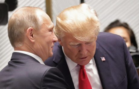 Putin kljub izgonu ruskih diplomatov pripravljen na srečanje s Trumpom