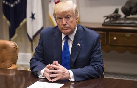 Trump naznanil nove, doslej najobsežnejše sankcije proti Severni Koreji