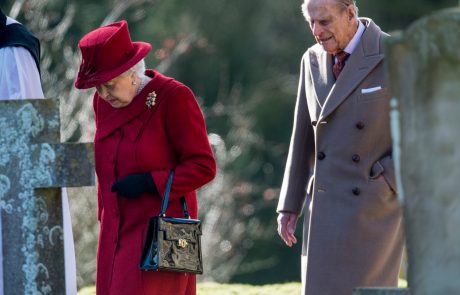 Velik udarec za kraljevo družino: Kraljica Elizabeta in princ Filip morata narediti ta boleč korak