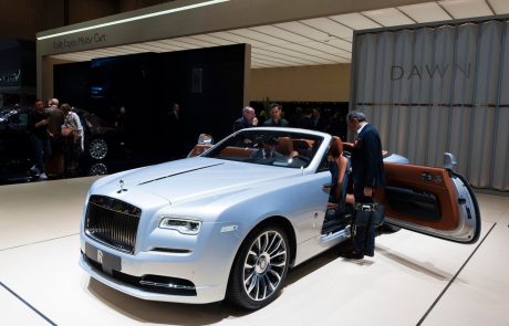 Rolls-Royce bo ukinil 4600 delovnih mest, večinoma v Veliki Britaniji