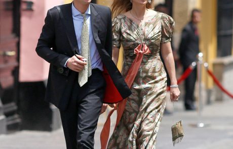 Kate Moss že dolgo nismo videli tako elegantne!