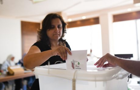 Na včerajšnjih parlamentarnih volitvah v Libanonu slavil Hezbolah