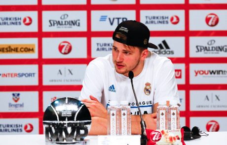 Slovenski košarkar Luka Dončić je z Real Madridom postal evropski klubski prvak