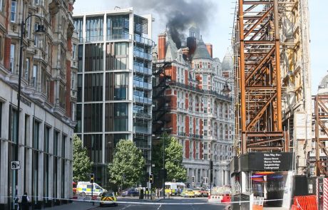 Zagorelo v luksuznem londonskem hotelu