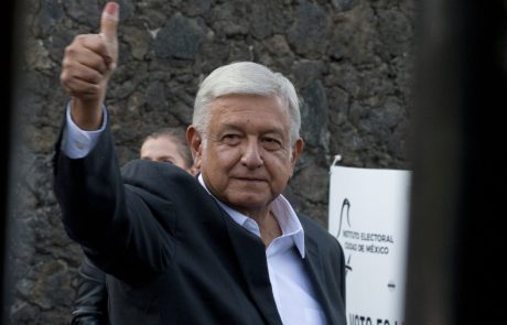 Na volitvah v Mehiki prepričljivo zmagal Obrador