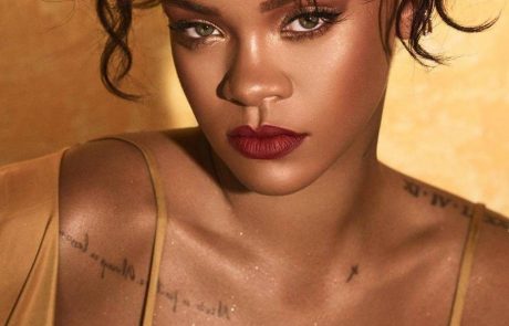 Rihanna razkrila odličen trik za ličenje ustnic