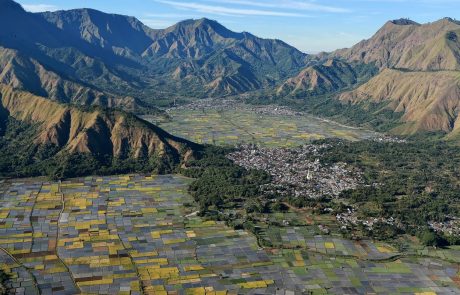 Po potresu na Lomboku na gori ujetih skoraj 300 ljudi