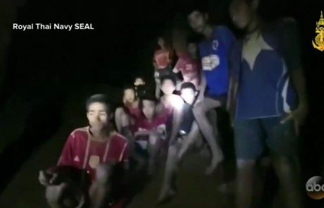 Dramatična zgodba o reševanju tajskih dečkov iz jame bo predstavljena v Netflixovi seriji