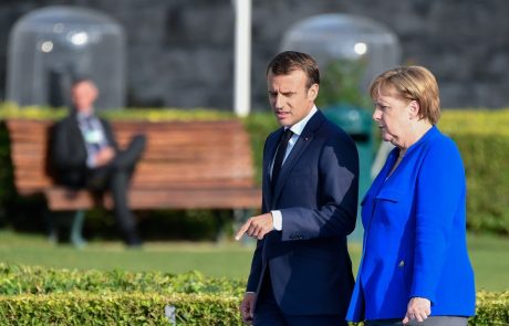 Macron in Merklova odkrila sporočilo sprave