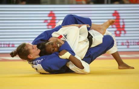 Do kolajne na evropskih igrah v Minsku in EP tudi judoistka Klara Apotekar