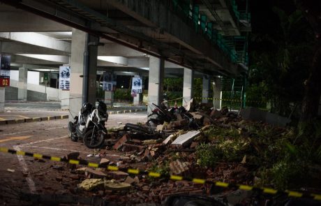 Včerajšnji potres v Indoneziji zahteval preko 90 žrtev