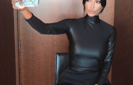 Najmlajša hčerkica Kim Kardashian Chi je že zvezda