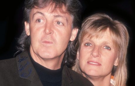 Čustven poklon: Paul McCartney bo izdal kuharsko knjigo z vegetarijanskimi recepti svoje pokojne žene Linde