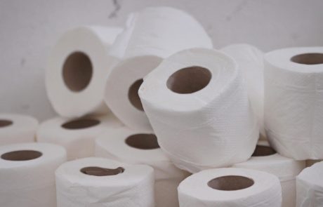 V Avstraliji omejili nakup toaletnega papirja