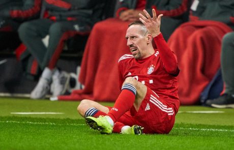 Bayern München bo ostro kaznoval Francka Riberyja zaradi žaljivih besed, ki jih je namenil svojim oboževalcem