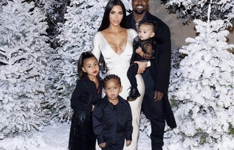 Nadomestna mati bo Kanyeju in Kim rodila četrtega otroka