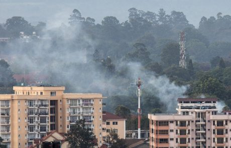 Teroristični napad na luksuzen hotelski kompleks v kenijski prestolnici zahteval najmanj 15 življenj