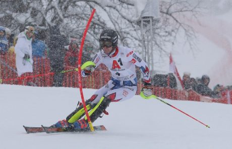 Presenetljivo Francozu Noelu po Wengnu tudi slalomska klasika v Kitzbühlu, Hadalin 12., Kranjec 24.