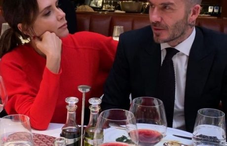 Skrivnost, ki Victorio Beckham ohranja mladostno: Rdeče vino!