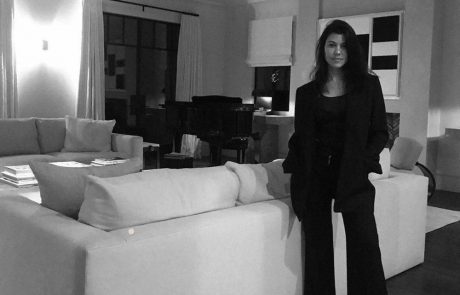 Kourtney Kardashian tarča posmeha zaradi hudo ponesrečenega fotošopa