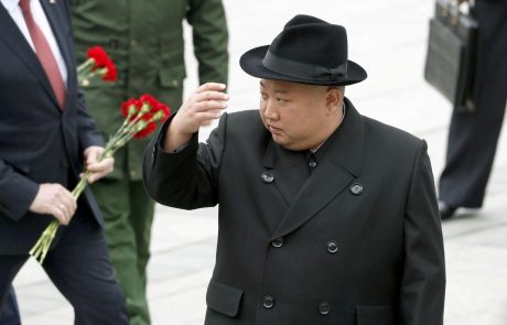 Severnokorejski voditelj Kim Jong-un se je treh tednih znova pojavil v javnosti