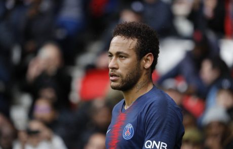 Visoka kazen za Neymarja: zaradi incidenta z navijačem si je prislužil tri tekme suspenza