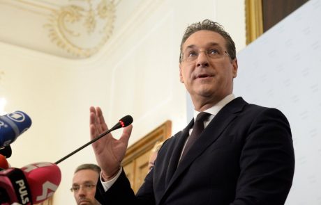 Zaradi afere s stroški v Avstriji odstopil nekdanji vodja Strachejevega urada