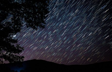 Nočni spektakel na nebu: prihaja meteorski dež