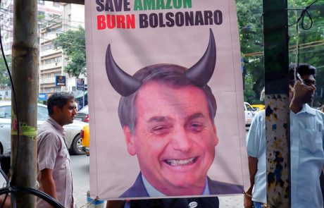 Bazilski predsednik Bolsonaro za dva meseca prepovedal kurjenje v naravi