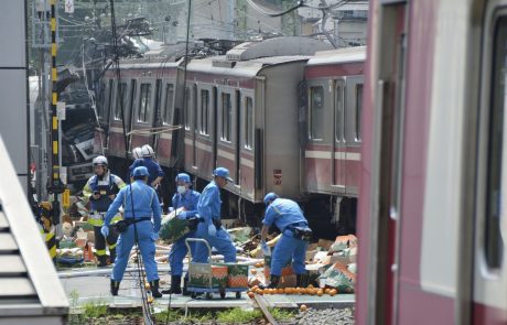 V trčenju vlaka na Japonskem 35 poškodovanih
