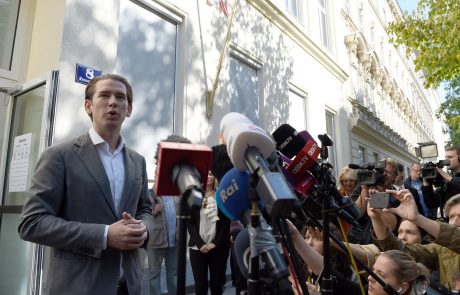 Avstrijska vlada popolnoma omejila prisotnost novinarjev na novinarskih konferencah