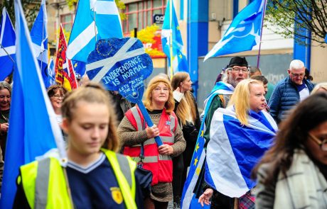 V Glasgowu množičen protest za neodvisnost Škotske